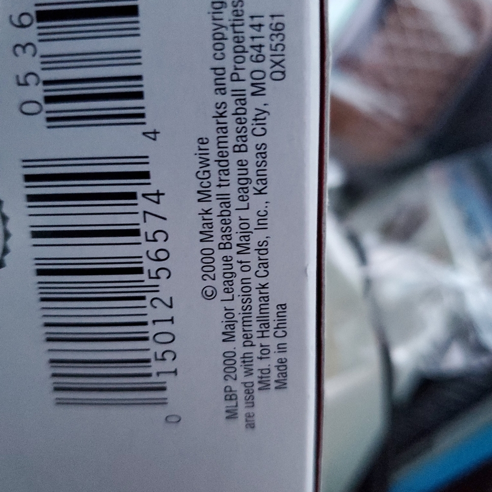 Hallmark keepsake - Picture 2 of 4